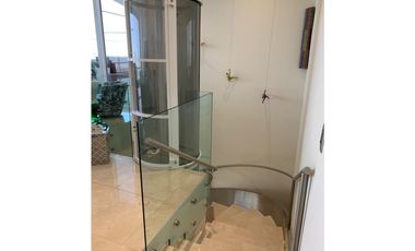 Venta - Penthouse en La Vista, Santa Maria