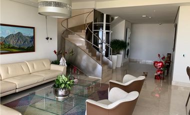Venta - Penthouse en La Vista, Santa Maria