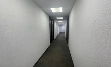 BODEGA COMERCIAL EN RENTA EN CALZADA LA VIGA