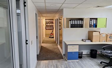 Oficina en Arriendo en Metro Los Leones / Av. Andrés Bello /Av. Providencia