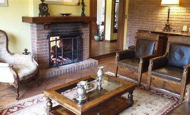 Casa en Venta en condominio cerrado cerca de Colegio Inglés, talca