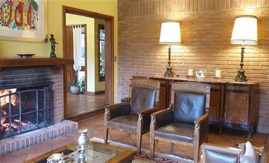 Casa en Venta en condominio cerrado cerca de Colegio Inglés, talca