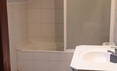 Casa en Venta en condominio cerrado cerca de Colegio Inglés, talca