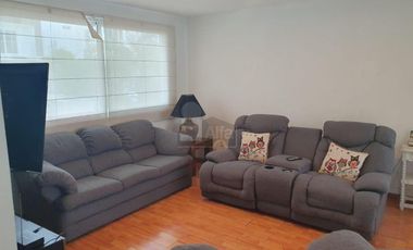 Casa en venta en zona Sur de León en Natura Residencial con jardín excedente!