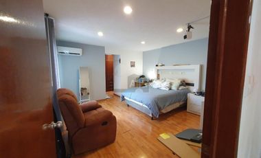Casa en venta en zona Sur de León en Natura Residencial con jardín excedente!