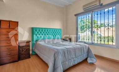 Casa en Beccar de 4 ambientes.