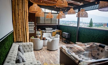 Apartamento en Arriendo Amoblada PH en Envigado, Zuniga