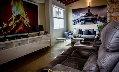 Apartamento en Arriendo Amoblada PH en Envigado, Zuniga