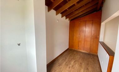 SE VENDE O ARRIENDA CASA CAMPESTRE EN CAJICA