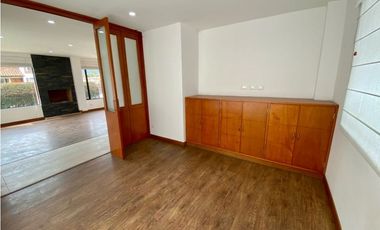 SE VENDE O ARRIENDA CASA CAMPESTRE EN CAJICA