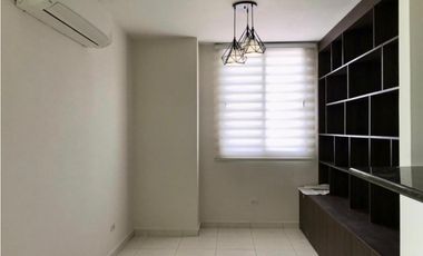 Alquilo apartamento de 112mt en Costa del Este $1550!!!