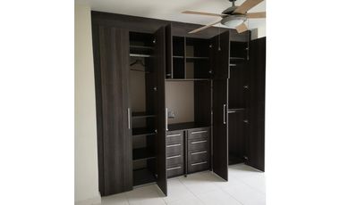 Alquilo apartamento de 112mt en Costa del Este $1550!!!