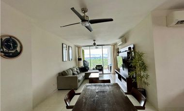 Alquilo apartamento de 112mt en Costa del Este $1550!!!