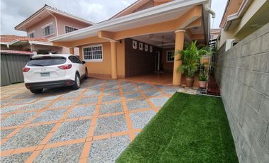 Venta de Casa Altos de Panama (PD)