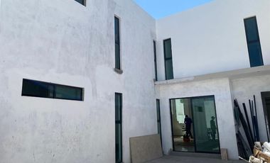 RESIDENCIA EN VENTA EN FRACC VILLAS LAS PALMAS SECTOR VIÑEDOS TORREON COAHUILA
