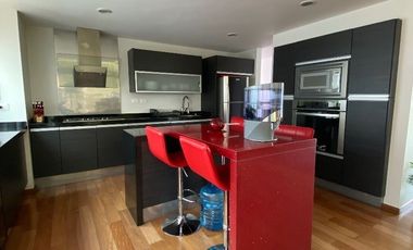 VENDO CASA EN ESQUINA LOMAS DE ANGELOPOLIS 2