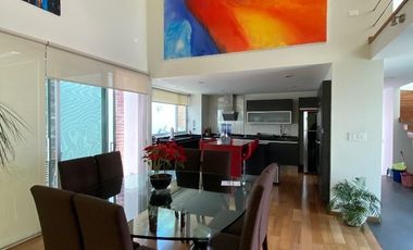 VENDO CASA EN ESQUINA LOMAS DE ANGELOPOLIS 2