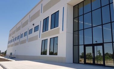 BODEGA EN RENTA  EN IRAPUATO DENTRO DE  PARQUE 9,750m2