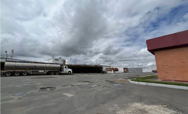 LOTE DE 4.800 M2 EN ARRIENDO, VIA SIBERIA