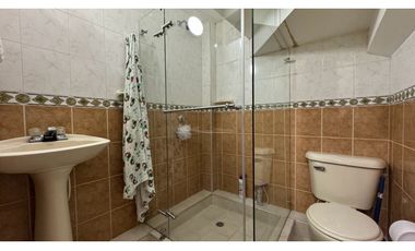 Casa de tres pisos en venta Barrio Las Américas Palmira Valle Colombia