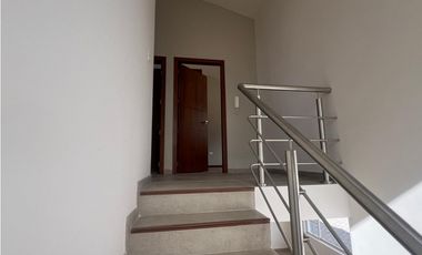 Casa nueva de Venta en Ibarra  db