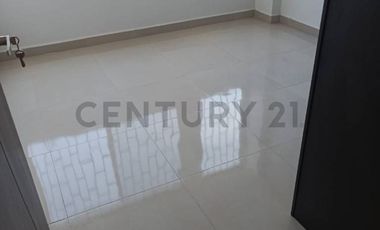 Venta Departamento Remodelado en Edifcio, 9 de Octubre VivB