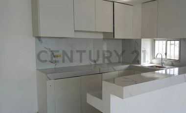 Venta Departamento Remodelado en Edifcio, 9 de Octubre VivB