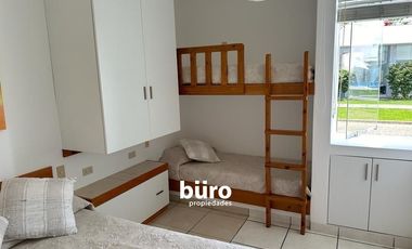PRECIOSA CASA DE PLAYA EN VENTA CON VISTA AL MAR, LAS GAVIOTAS, ASIA