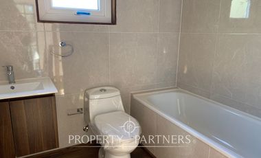 Casa nueva en medio de la naturaleza