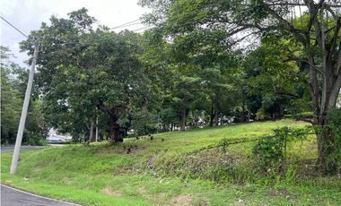 Venta de terreno en Altos de Curundu GTA