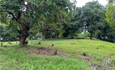 Venta de terreno en Altos de Curundu GTA