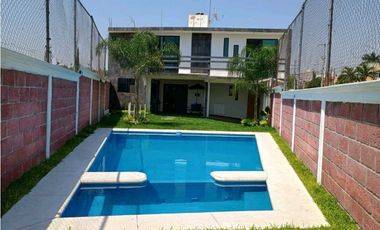 CASA EN RENTA CON ALBERCA PROPIA PARA FIN DE SEMANA EN XOCHITEPEC