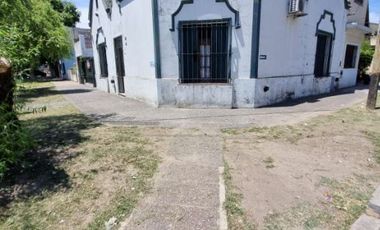 Casa en venta en Quilmes Este