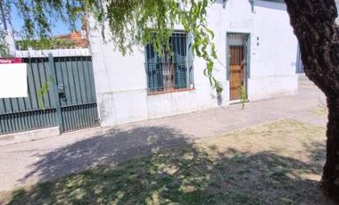 Casa en venta en Quilmes Este