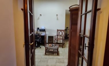 Casa en venta en Quilmes Este