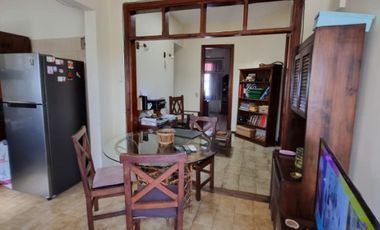Casa en venta en Quilmes Este