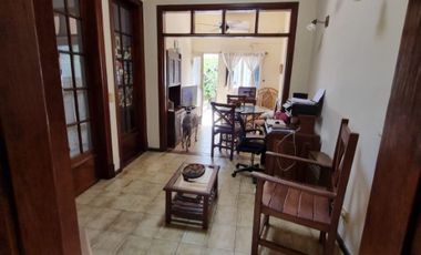 Casa en venta en Quilmes Este