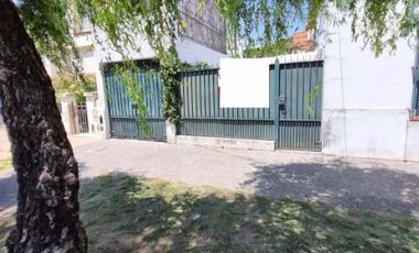 Casa en venta en Quilmes Este