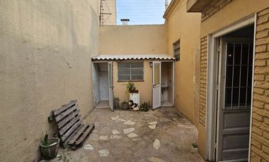 Venta PH Casa en Bernal 3 amb  cochera BERNAL ESTE