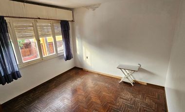 Venta PH Casa en Bernal 3 amb  cochera BERNAL ESTE