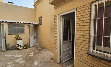 Venta PH Casa en Bernal 3 amb  cochera BERNAL ESTE