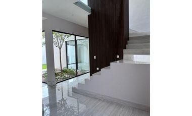 Casa en venta en Castaños del Vergel en Monterrey