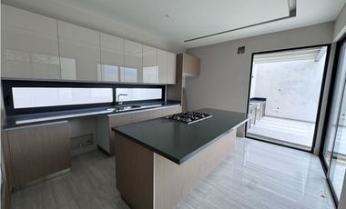 Casa en venta en Castaños del Vergel en Monterrey