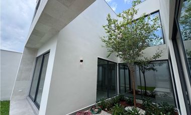 Casa en venta en Castaños del Vergel en Monterrey