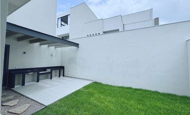 Casa en venta en Castaños del Vergel en Monterrey