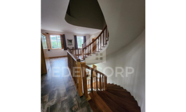 Casa estilo Inglés en Manglaralto