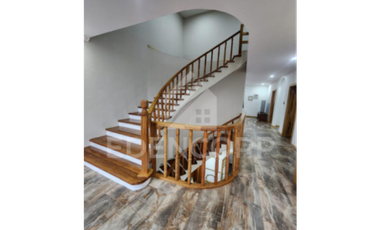 Casa estilo Inglés en Manglaralto