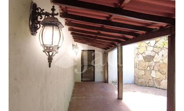 EN VENTA, Casa Colonial en Centro Histórico de Campeche