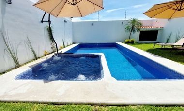Se vende casa equipada en Tequesquitengo