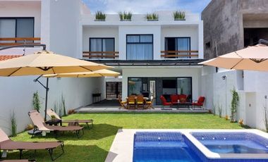 Se vende casa equipada en Tequesquitengo